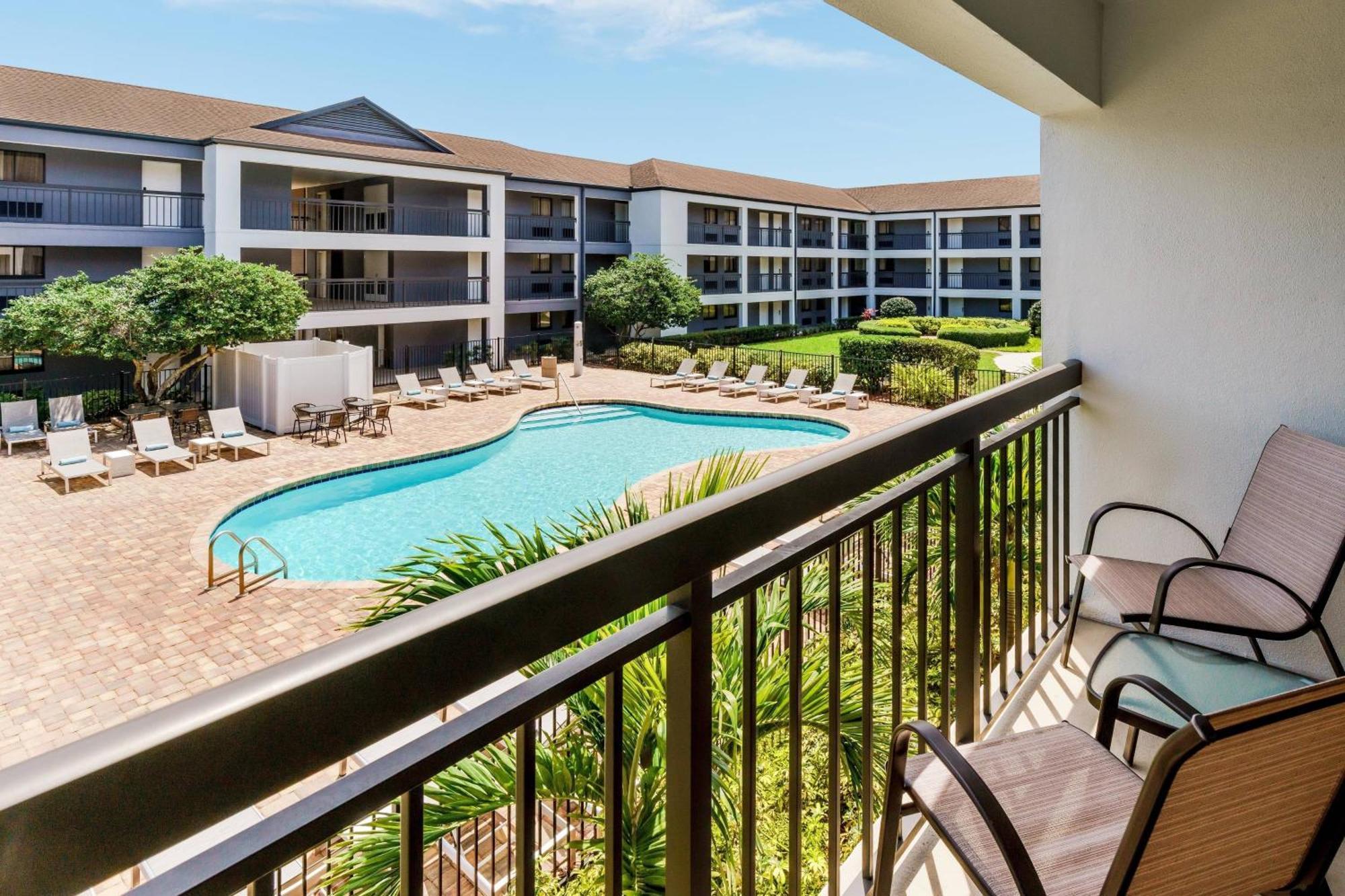 Courtyard By Marriott Orlando Lake Buena Vista At Vista Centre Exteriér fotografie